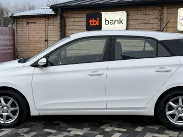 Hyundai i20 Hatchback 1.3 Benzina