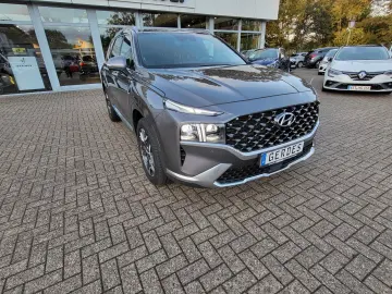 HYUNDAI Santa Fe 1.6 T-GDI Signature Hybrid 4WD SEVEN(E6
