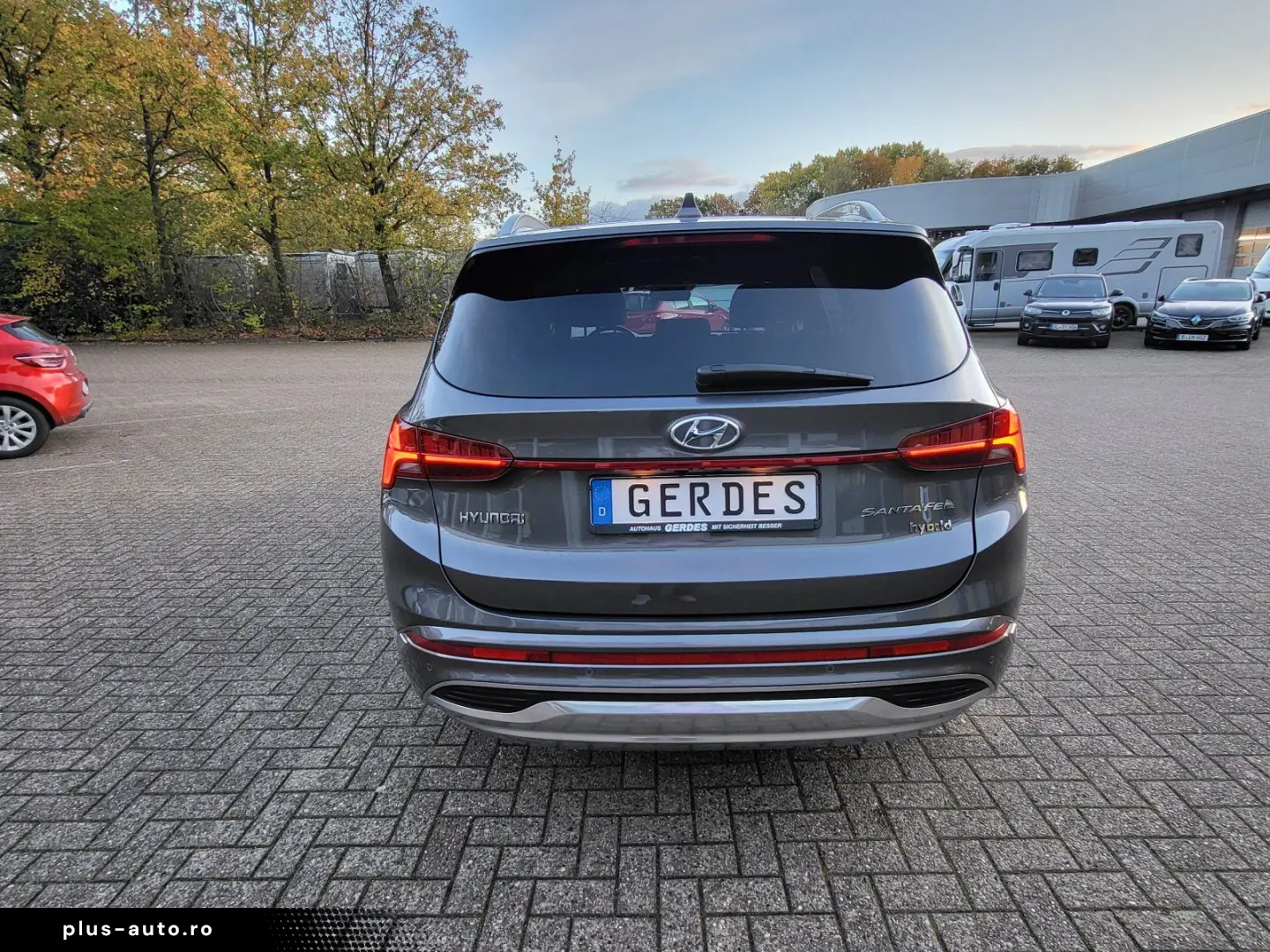 HYUNDAI Santa Fe 1.6 T-GDI Signature Hybrid 4WD SEVEN(E6