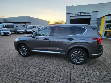HYUNDAI Santa Fe 1.6 T-GDI Signature Hybrid 4WD SEVEN(E6