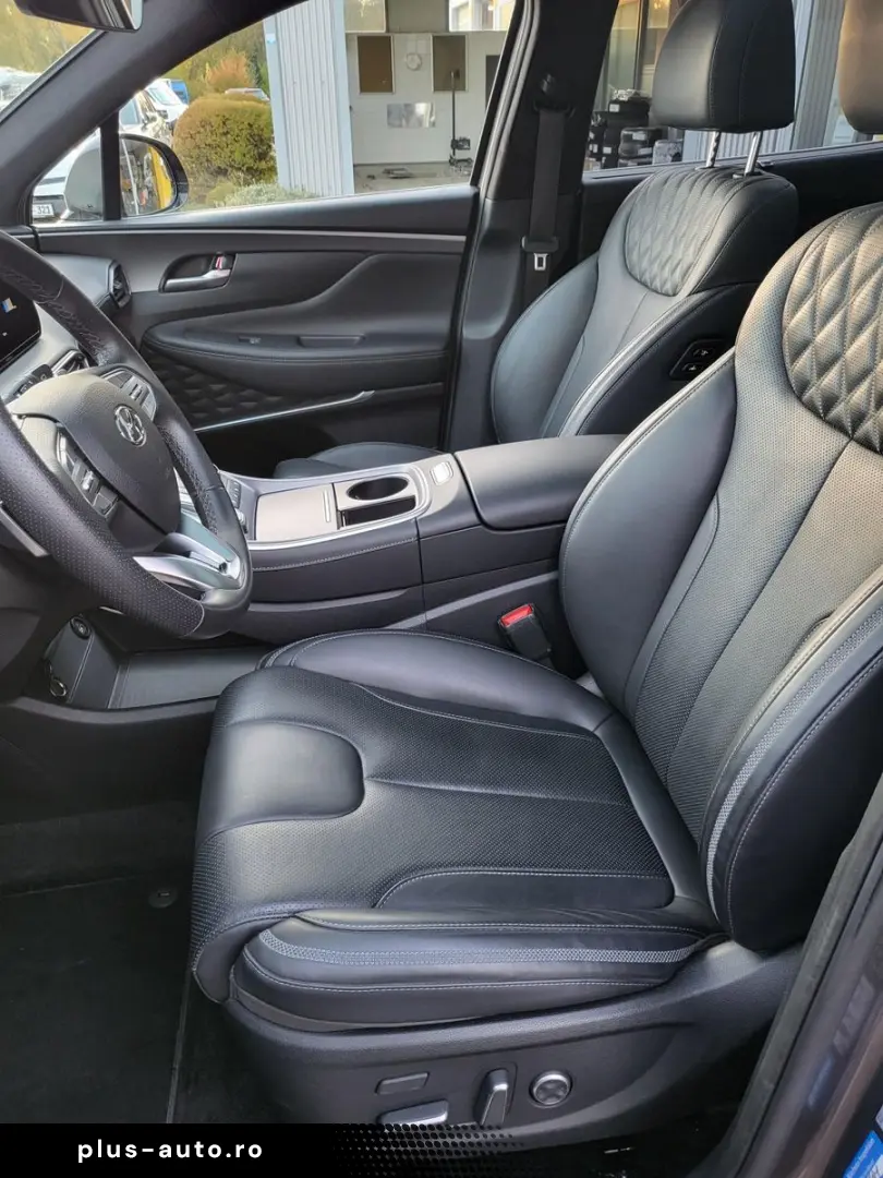 HYUNDAI Santa Fe 1.6 T-GDI Signature Hybrid 4WD SEVEN(E6