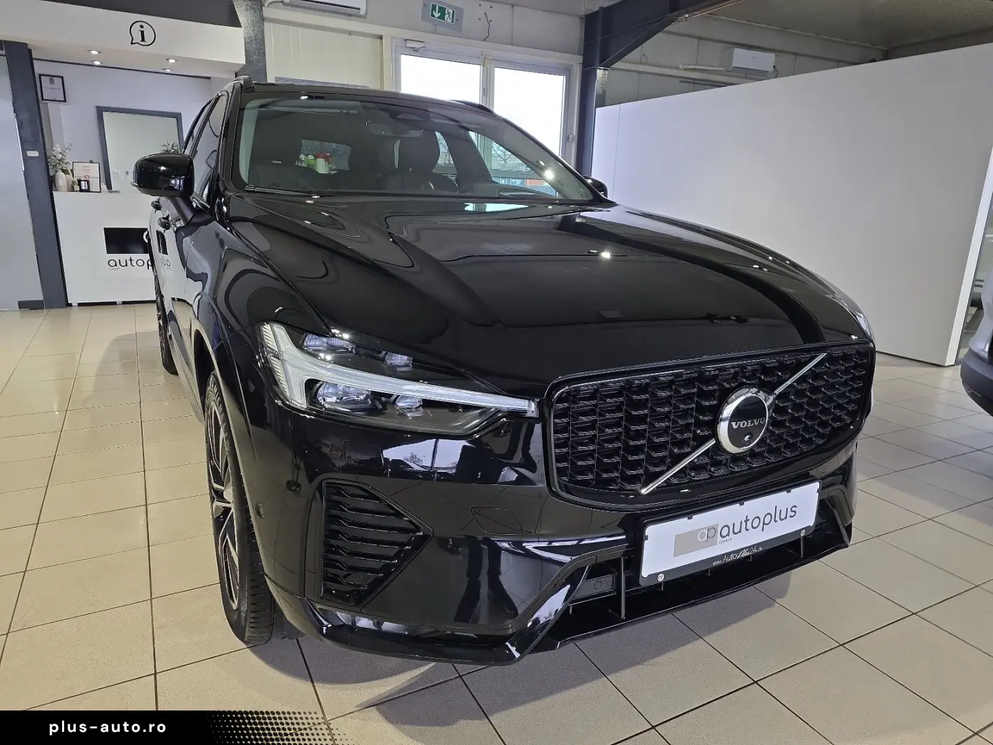 VOLVO XC60 B5 Ultimate Dark AWD B&W FourC 360  WinterP