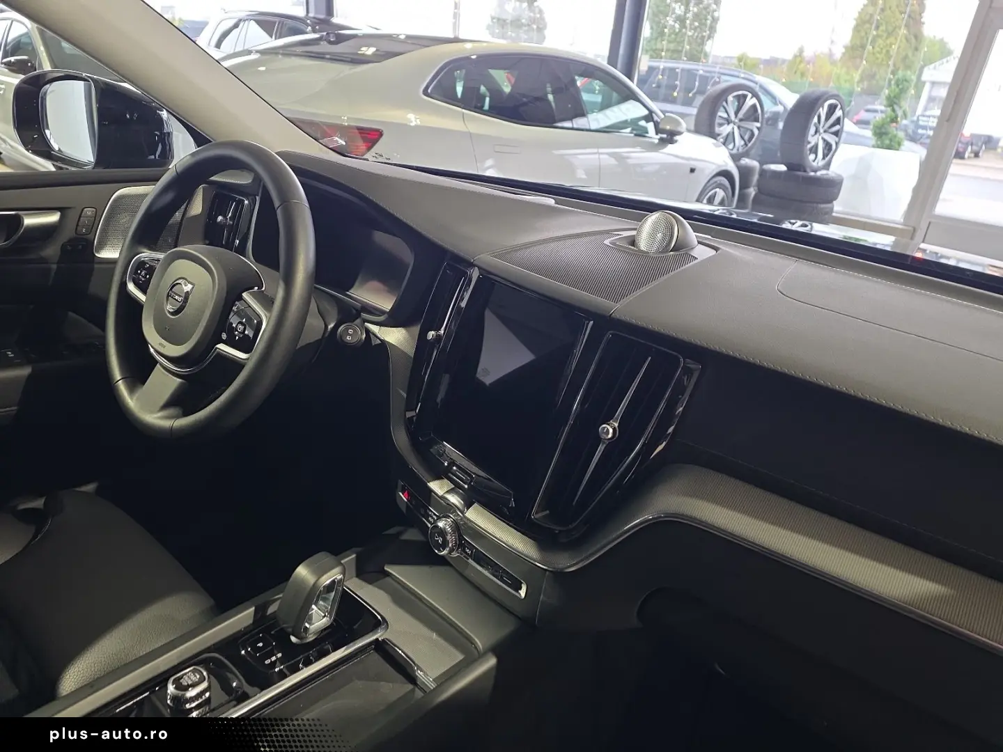 VOLVO XC60 B5 Ultimate Dark AWD B&W FourC 360  WinterP