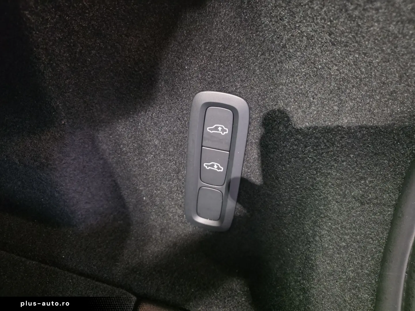 VOLVO XC60 B5 Ultimate Dark AWD B&W FourC 360  WinterP