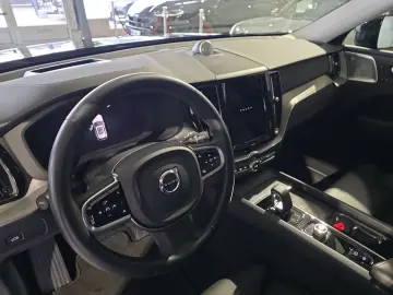 VOLVO XC60 B5 Ultimate Dark AWD B&W FourC 360  WinterP