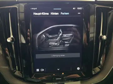 VOLVO XC60 B5 Ultimate Dark AWD B&W FourC 360  WinterP