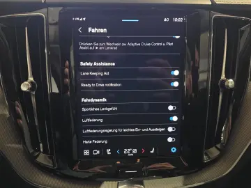 VOLVO XC60 B5 Ultimate Dark AWD B&W FourC 360  WinterP