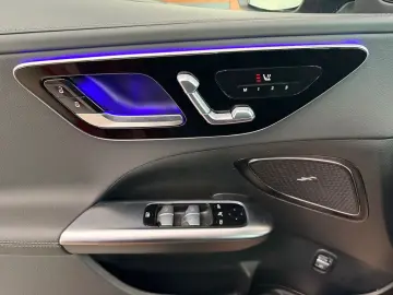 MERCEDES-BENZ C 180 T AMG Night 360 -K Distronic KEY&hellip;