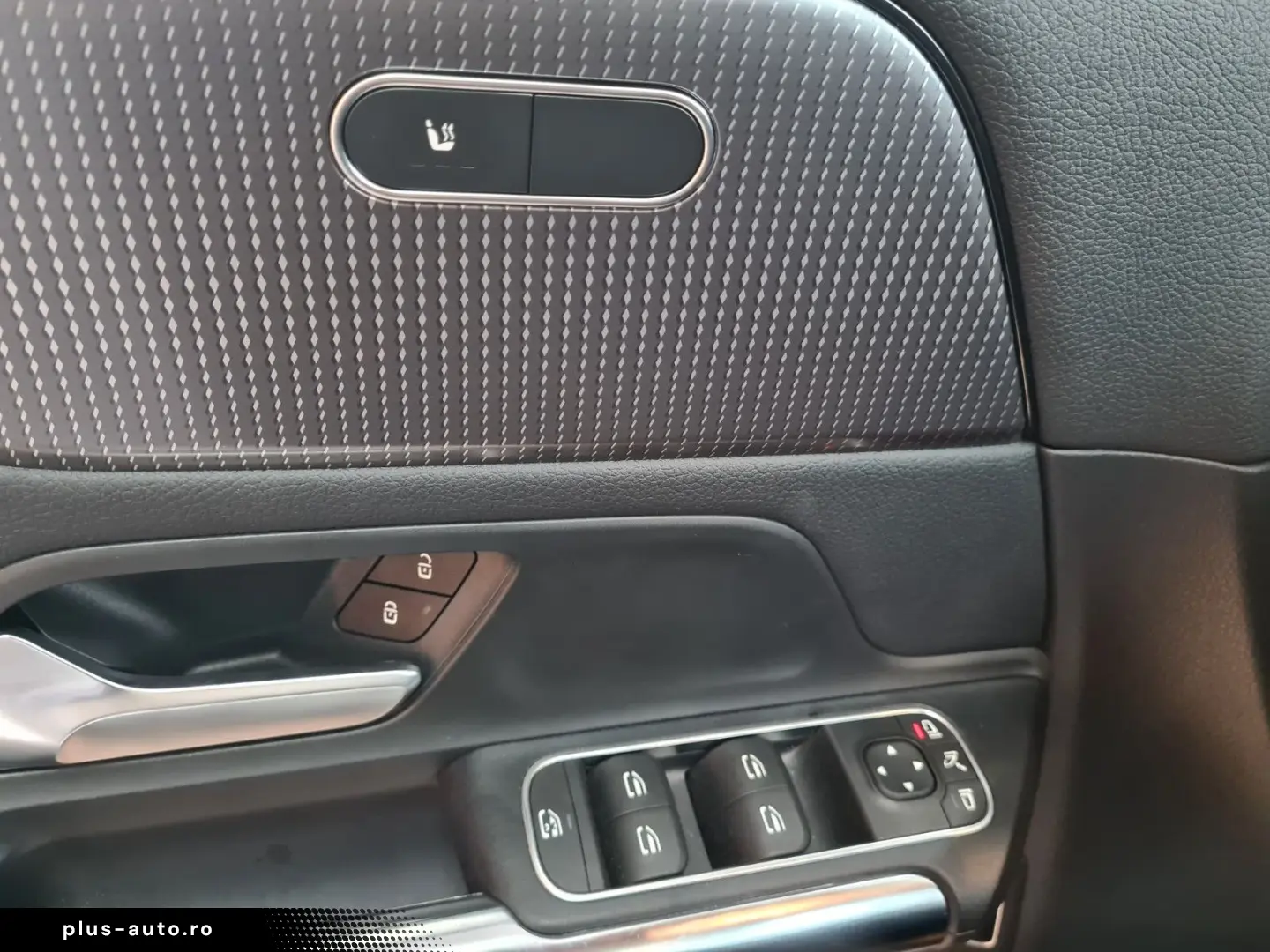 MERCEDES-BENZ GLA 250e 8G Progressive Pano Navi LED &hellip;