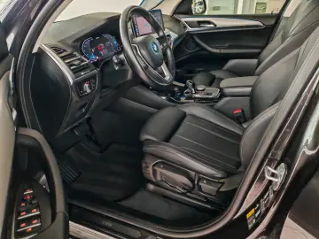 BMW X3xD30e LASER KAM Head-Up AHK  Unfallfrei