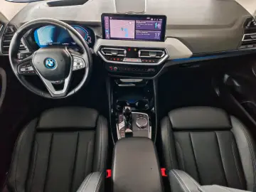 BMW X3xD30e LASER KAM Head-Up AHK  Unfallfrei