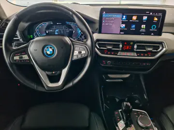 BMW X3xD30e LASER KAM Head-Up AHK  Unfallfrei