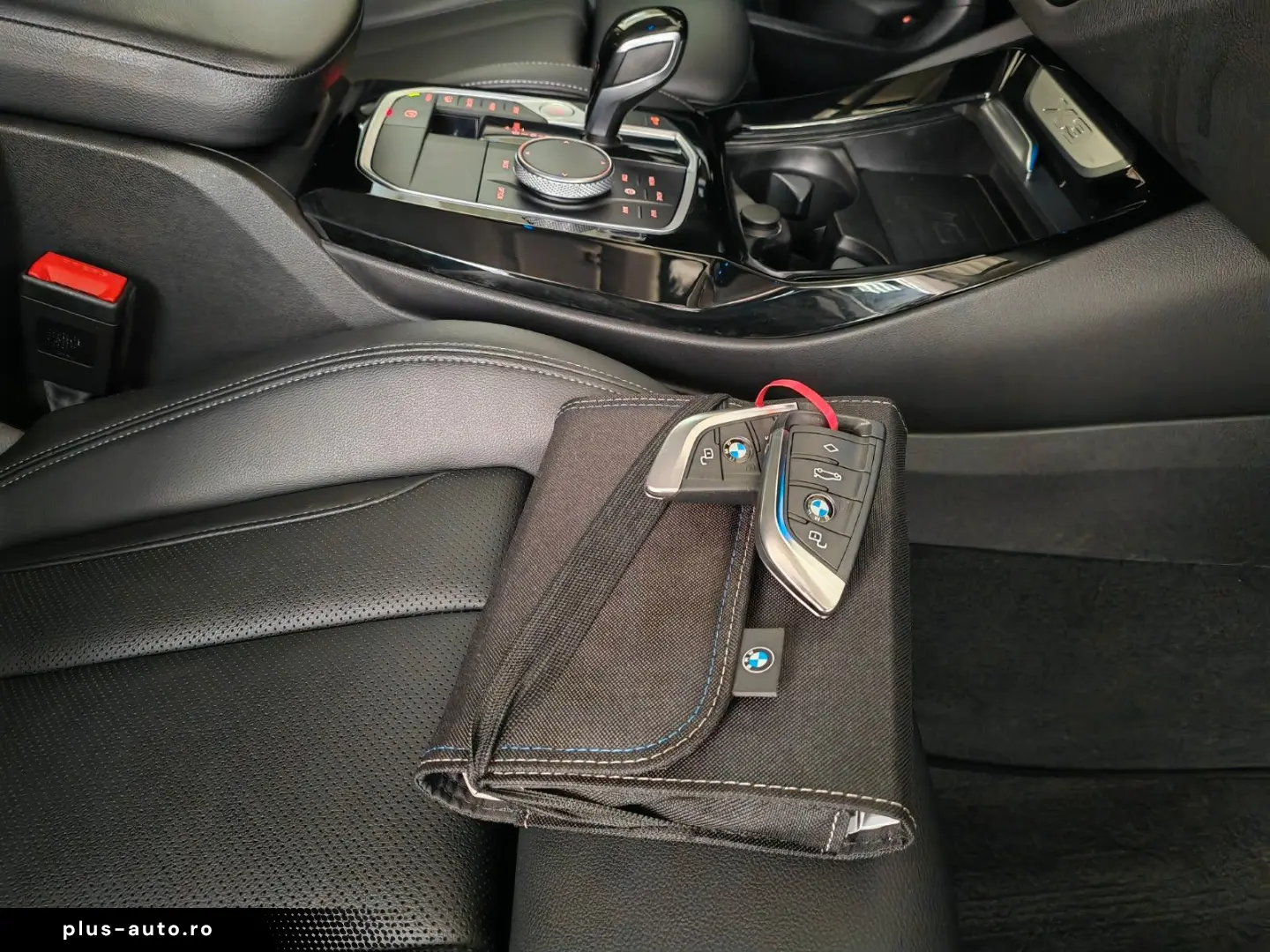 BMW X3xD30e LASER KAM Head-Up AHK  Unfallfrei