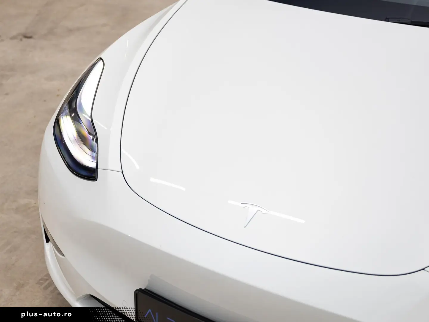 TESLA Model Y Performance Dual AWD 1.HD AMD RYZEN