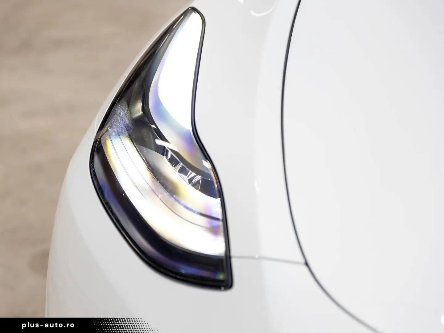 TESLA Model Y Performance Dual AWD 1.HD AMD RYZEN