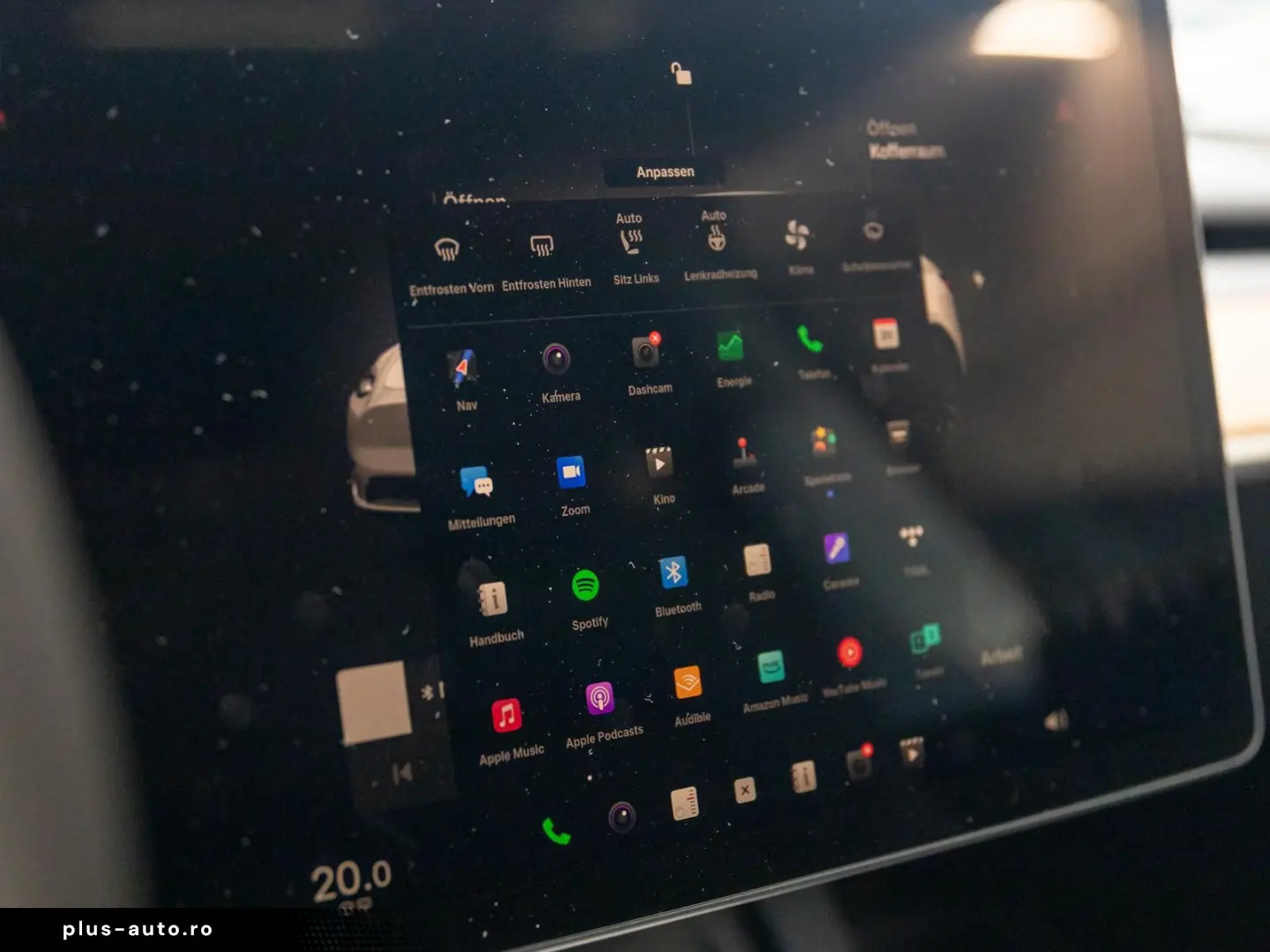 TESLA Model Y Performance Dual AWD 1.HD AMD RYZEN