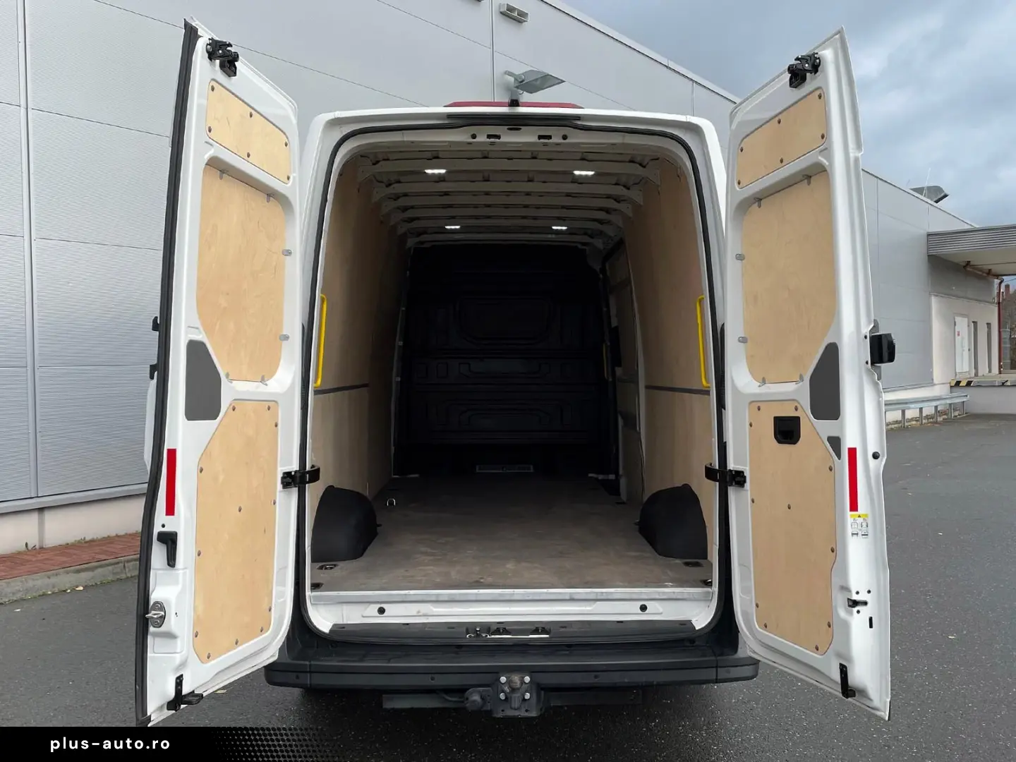 MAN TGE 3.180 L4H3 Kasten 4x4 LED TEMPOMAT DIFF AHK