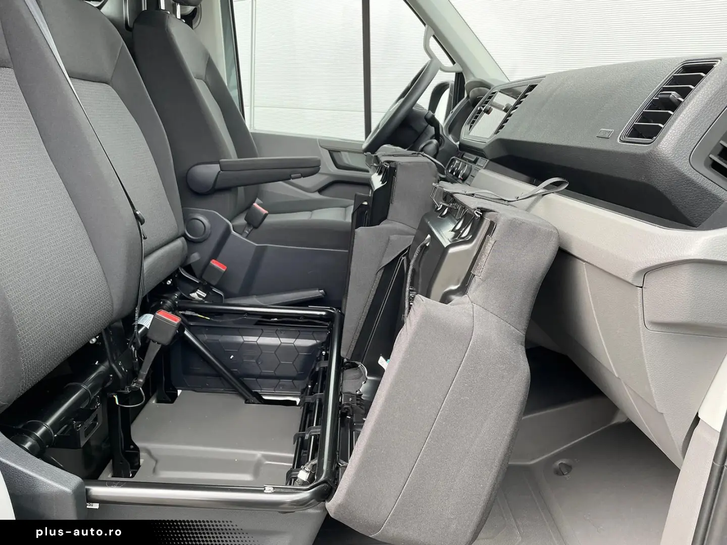 MAN TGE 3.160 L4H3 KASTEN TEMPOMAT AHK SITZHZ DAB