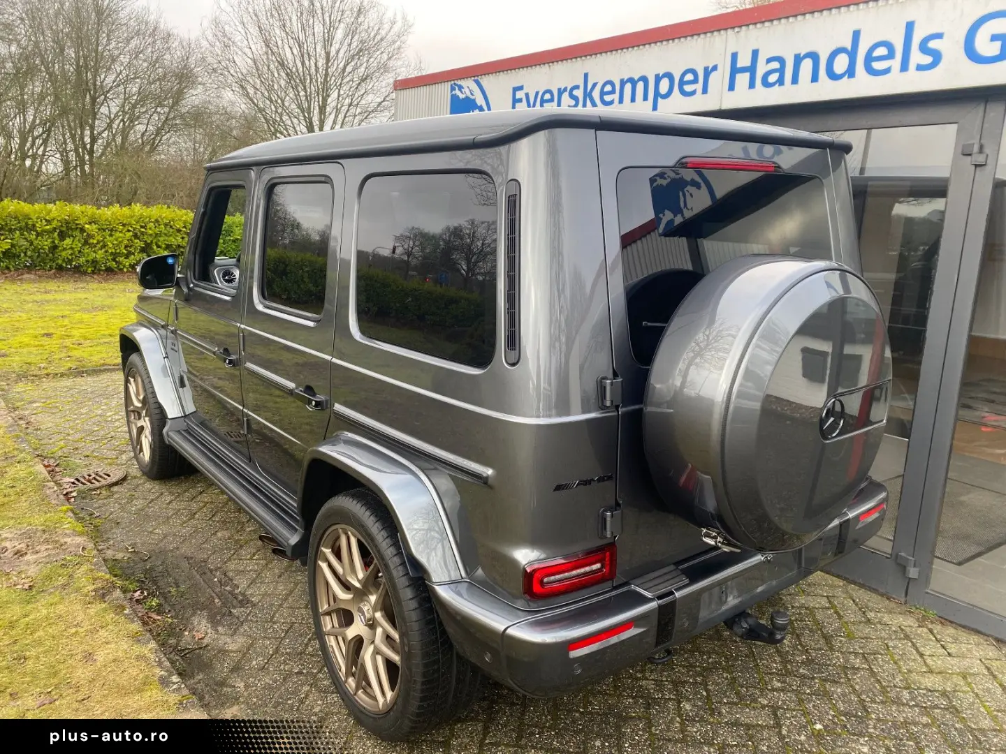 MERCEDES-BENZ G 63 AMG MY2025 Carbon Fond TV A22