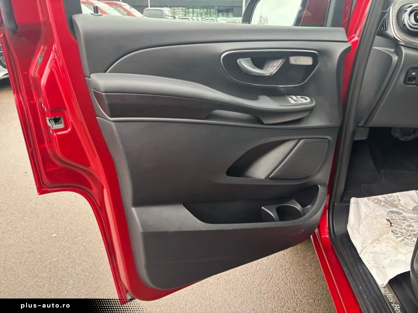 MERCEDES-BENZ V 220 d AVANTGARDE Lang AHK StHZ E.Tür&hellip;