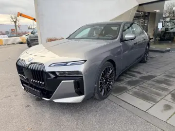 BMW 750 e xDrive