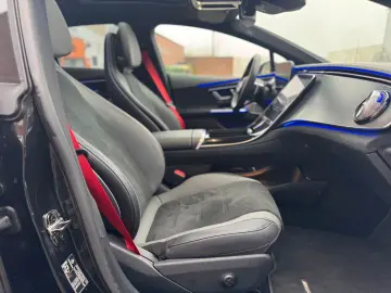 MERCEDES-BENZ EQE 350 AMGLINE PANO