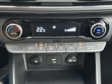 HYUNDAI Kona 1.0 T-GDI Kamera Klimaaut Sitz Lenkradheizg