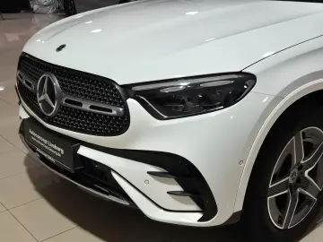 MERCEDES-BENZ GLC 300d AMG Line Pano Burmester 360Ca&hellip;
