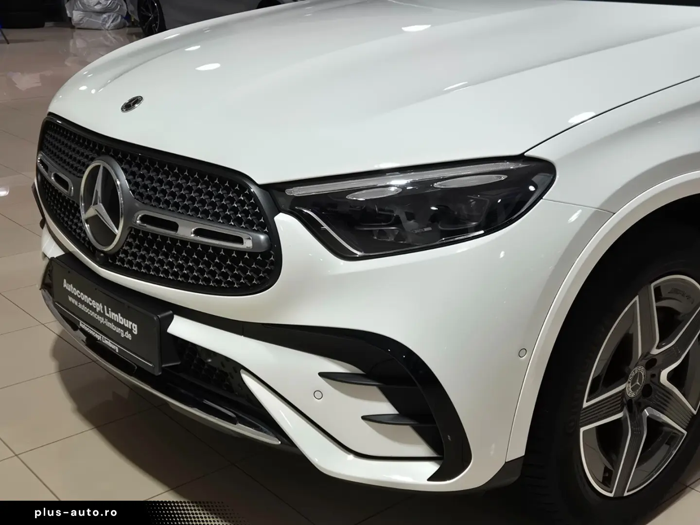 MERCEDES-BENZ GLC 300d AMG Line Pano Burmester 360Ca&hellip;