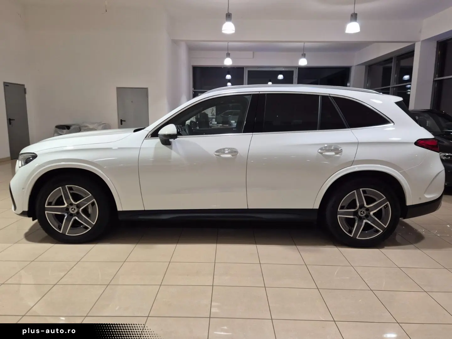 MERCEDES-BENZ GLC 300d AMG Line Pano Burmester 360Ca&hellip;