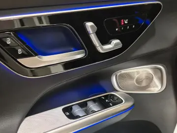 MERCEDES-BENZ GLC 300d AMG Line Pano Burmester 360Ca&hellip;