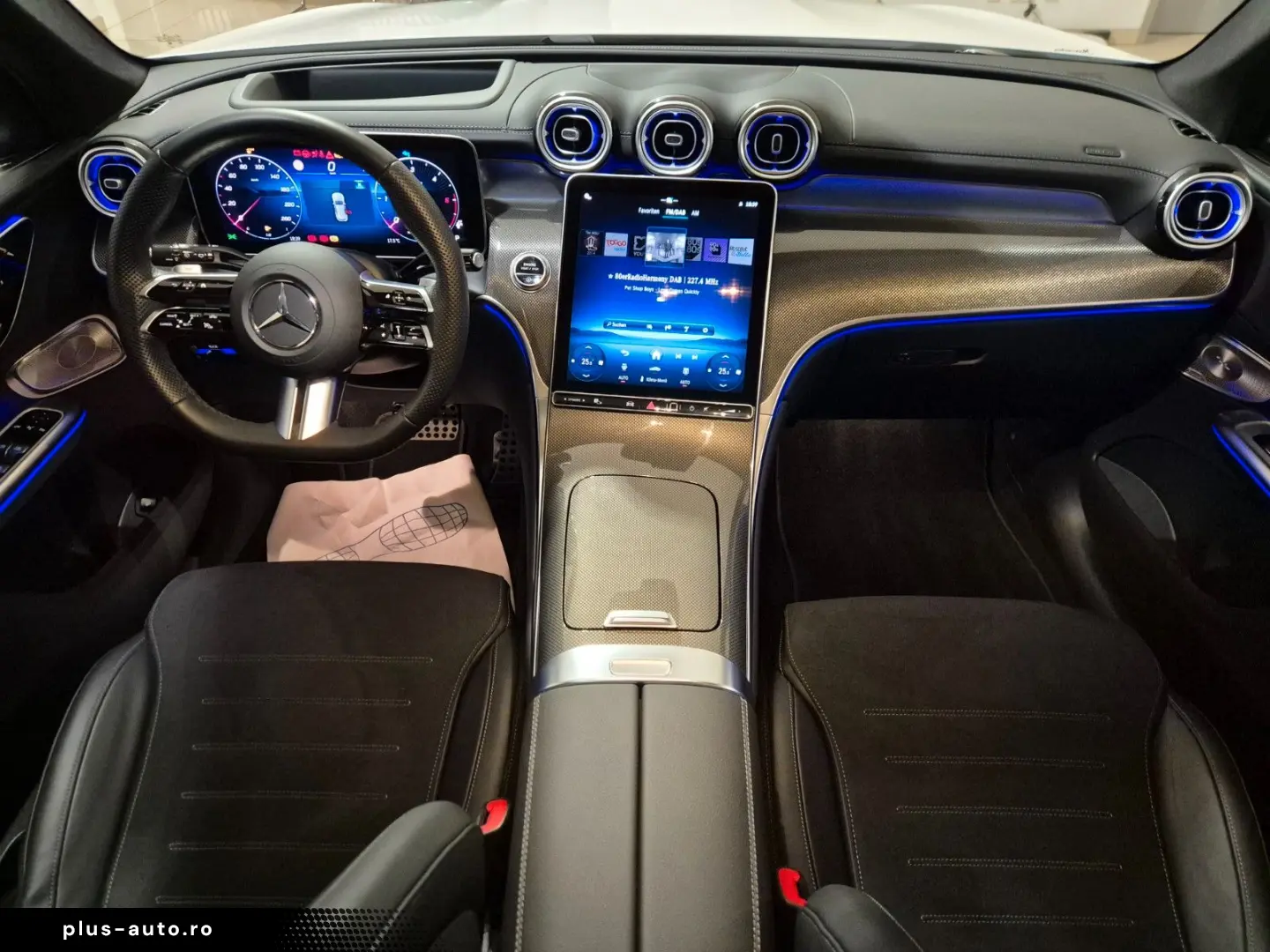 MERCEDES-BENZ GLC 300d AMG Line Pano Burmester 360Ca&hellip;