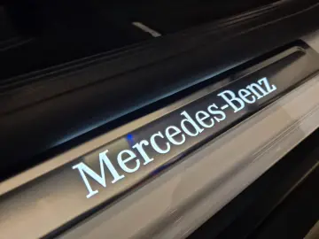 MERCEDES-BENZ GLC 300d AMG Line Pano Burmester 360Ca&hellip;