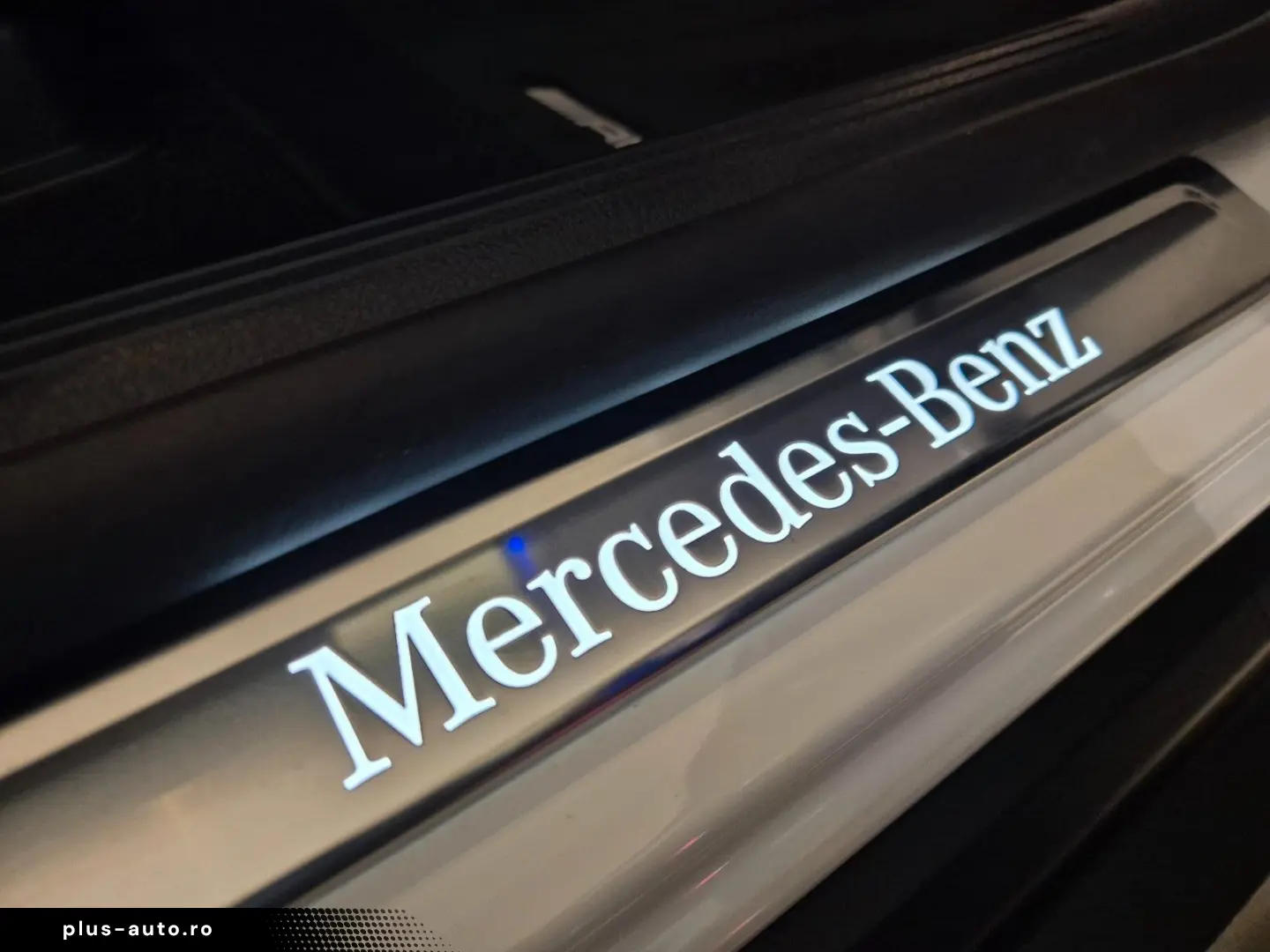 MERCEDES-BENZ GLC 300d AMG Line Pano Burmester 360Ca&hellip;
