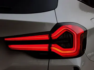 BMW X3 xDr 30d M-SPORT 21Z AHK StHz INDIVIDUAL ACC