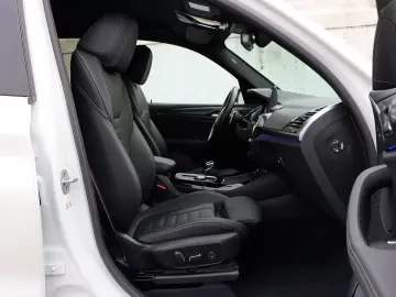 BMW X3 xDr 30d M-SPORT 21Z AHK StHz INDIVIDUAL ACC