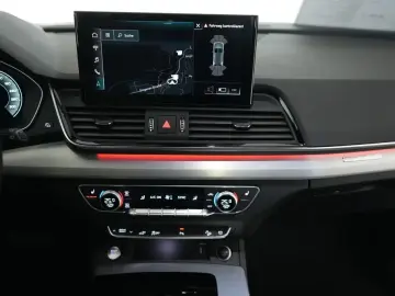 Audi Q5 55 TFSIe quattro S tronic S line AHK B&O