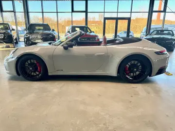 PORSCHE 992 911 Carrera GTS Cabrio BOSE Sportabgas.