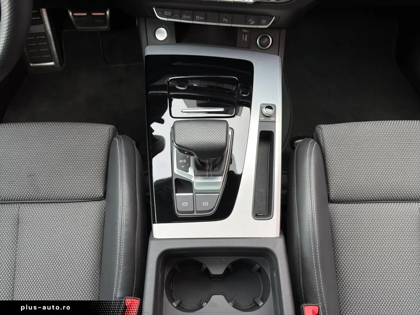 Audi Q5 2.0TDI S-LINE QUATTRO PANO MATRIX