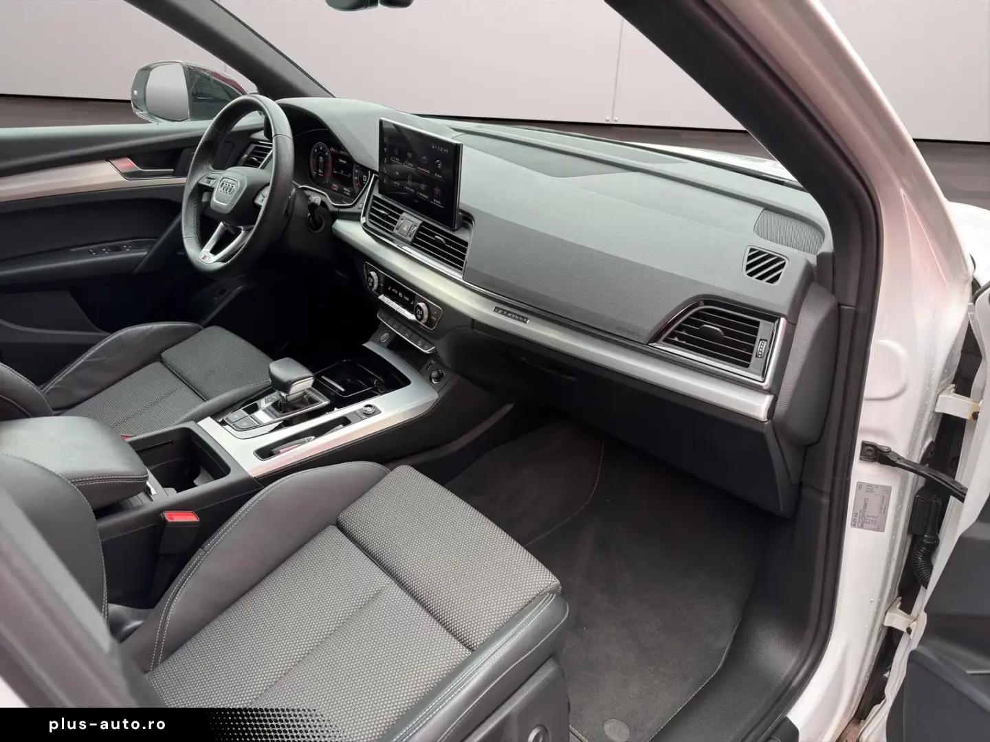 Audi Q5 2.0TDI S-LINE QUATTRO PANO MATRIX