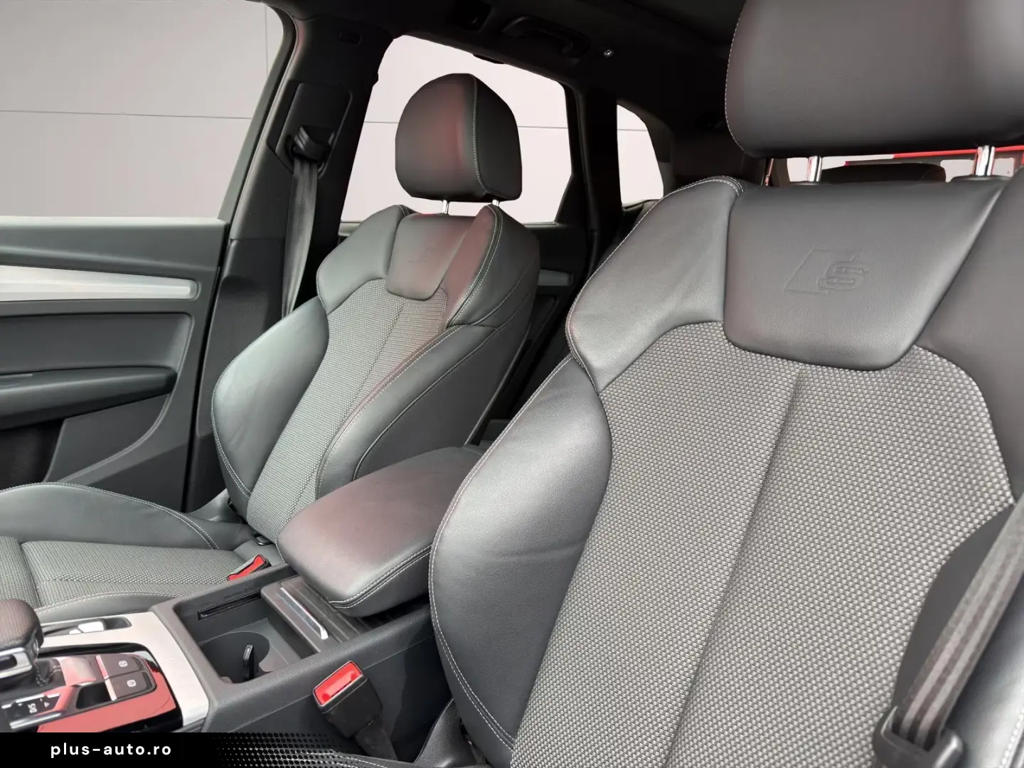 Audi Q5 2.0TDI S-LINE QUATTRO PANO MATRIX