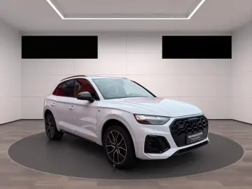 Audi Q5 2.0TDI S-LINE QUATTRO PANO MATRIX