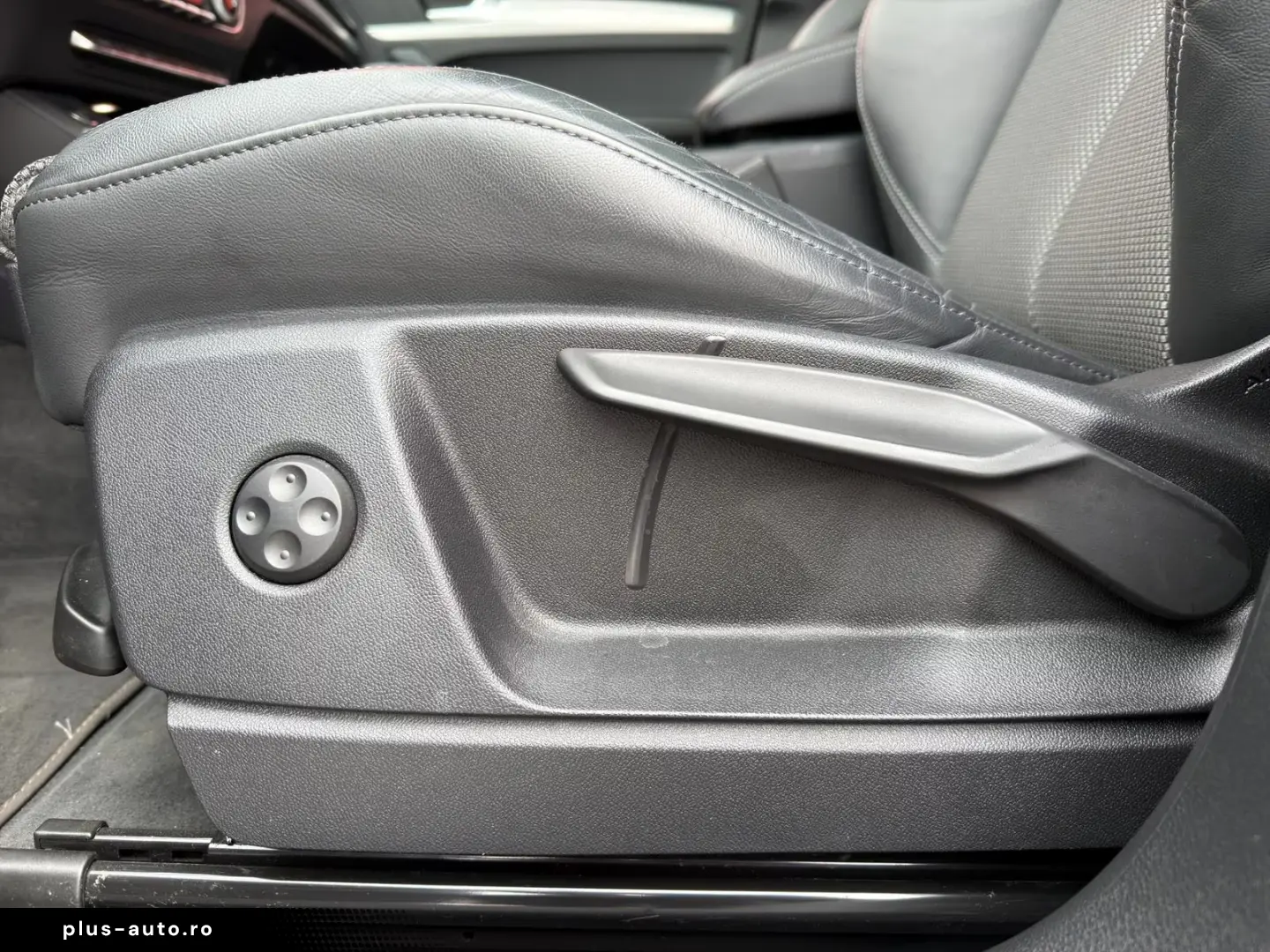 Audi Q5 2.0TDI S-LINE QUATTRO PANO MATRIX