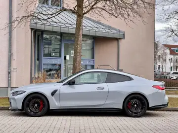 BMW M4 Coupe xDrive Competition