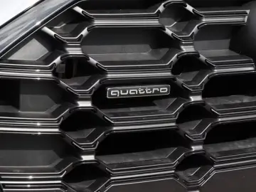 Audi Q5 40 TDI quattro S line AHK B&O LM20 Matrix LED