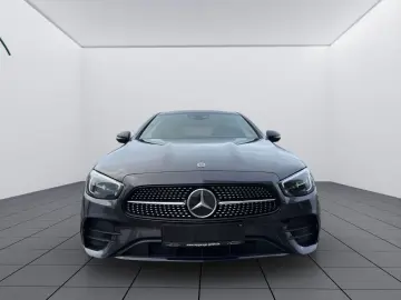 MERCEDES-BENZ E 200 Coupe NIGHT-PAKET AMG-LINE CAM