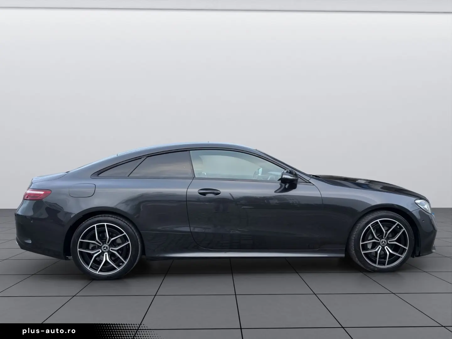 MERCEDES-BENZ E 200 Coupe NIGHT-PAKET AMG-LINE CAM