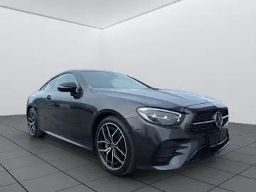 MERCEDES-BENZ E 200 Coupe NIGHT-PAKET AMG-LINE CAM