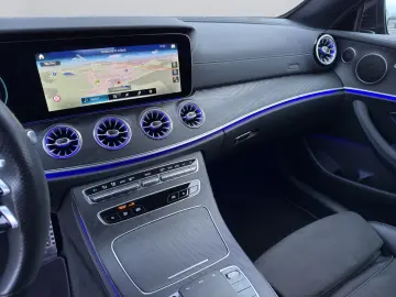 MERCEDES-BENZ E 200 Coupe NIGHT-PAKET AMG-LINE CAM