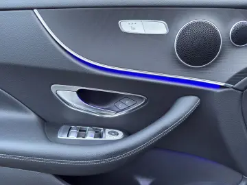 MERCEDES-BENZ E 200 Coupe NIGHT-PAKET AMG-LINE CAM